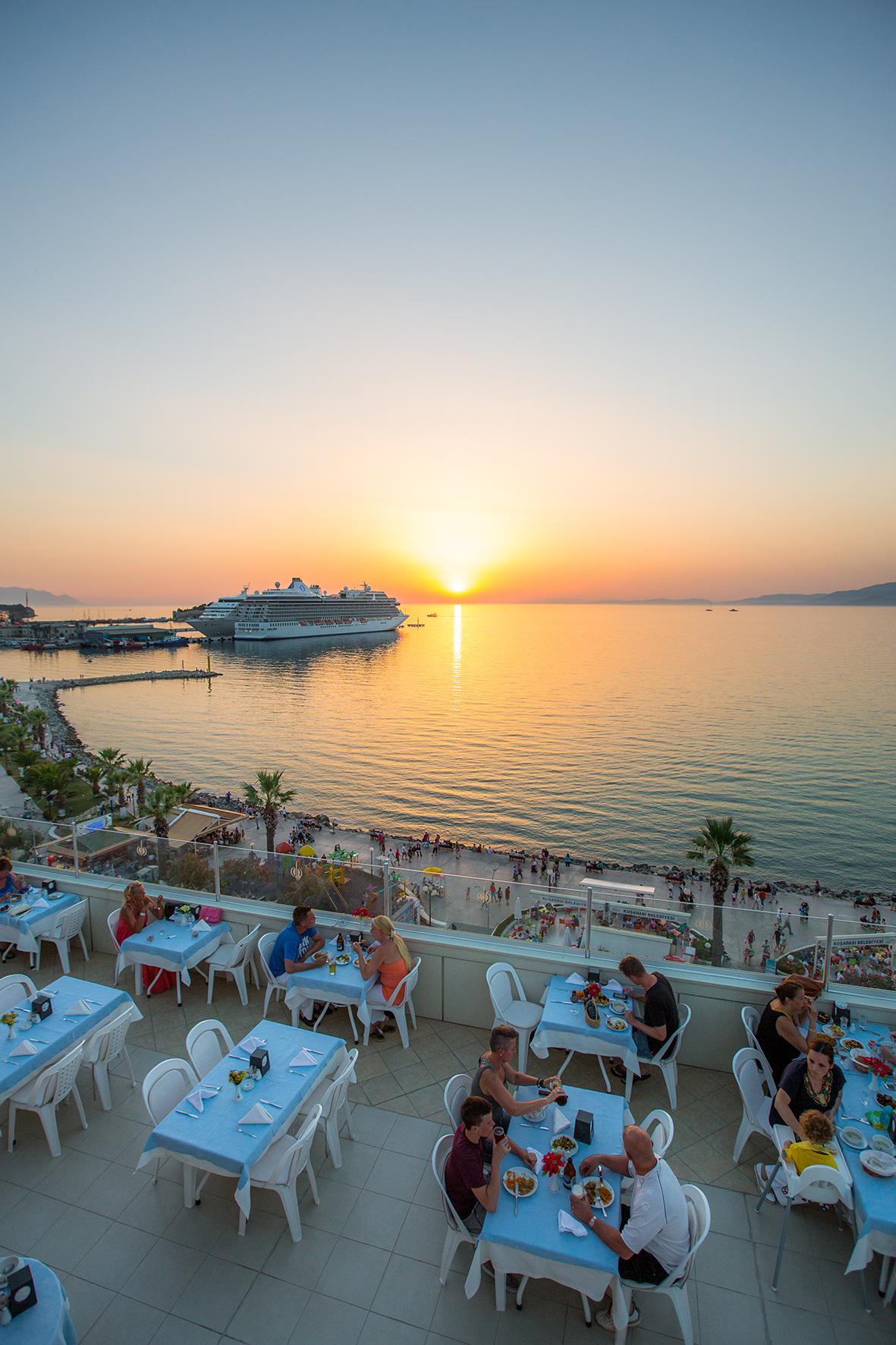 Derici Hotel Kusadasi Luaran gambar