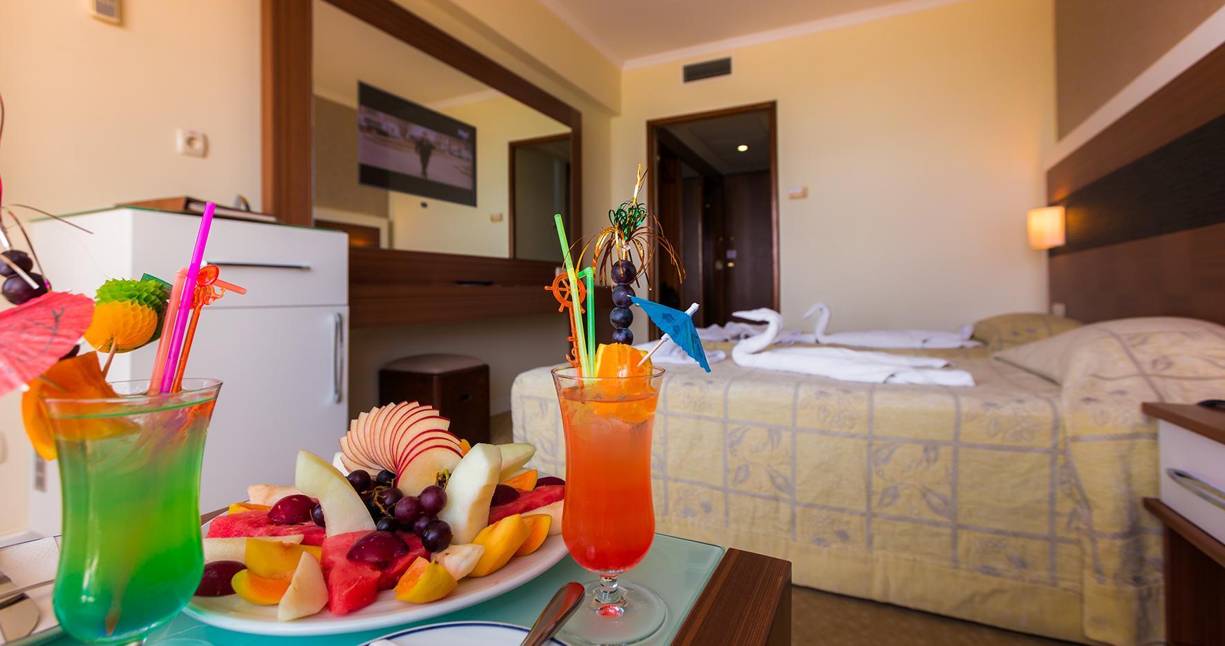 Derici Hotel Kusadasi Luaran gambar