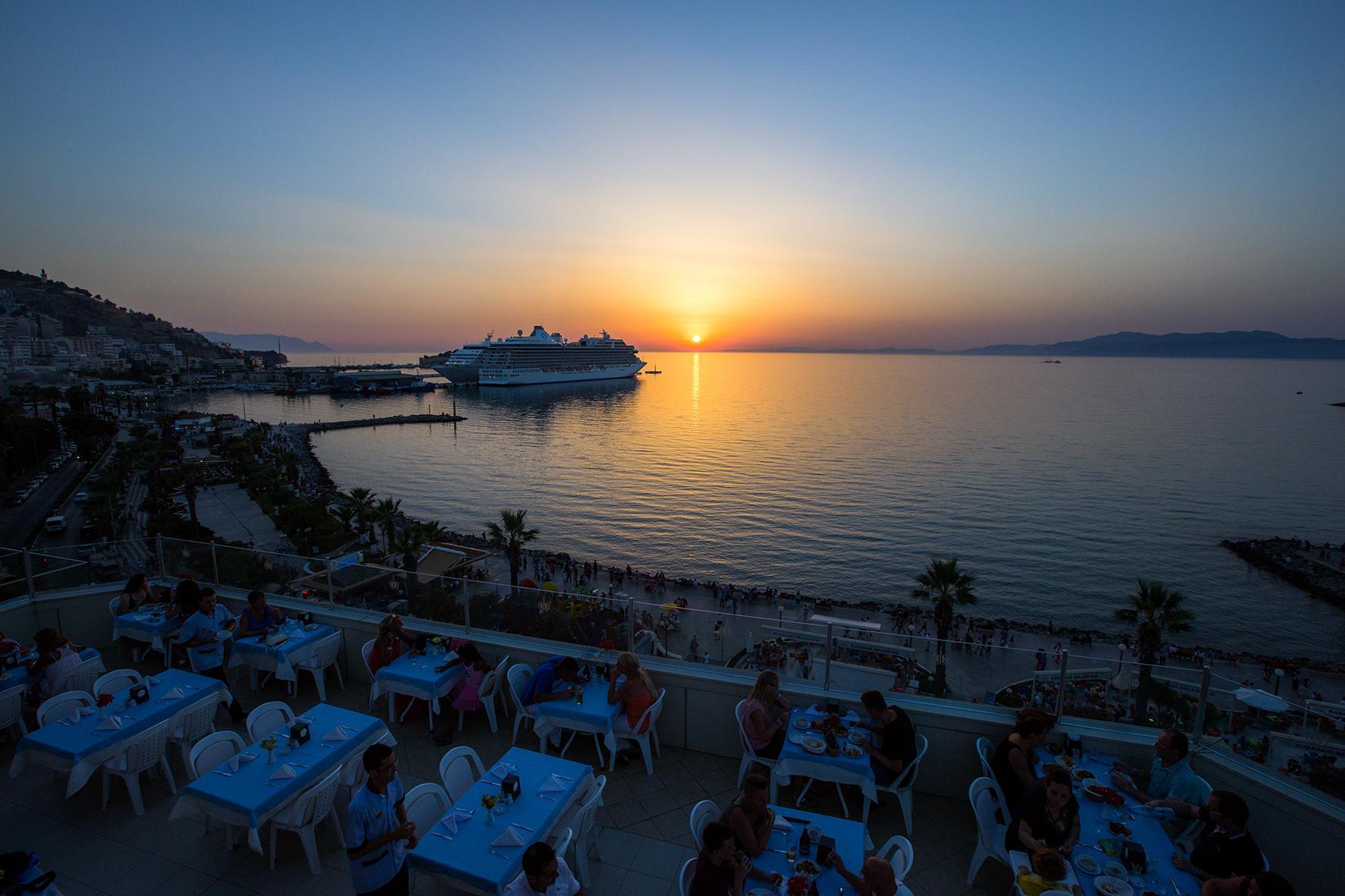 Derici Hotel Kusadasi Luaran gambar