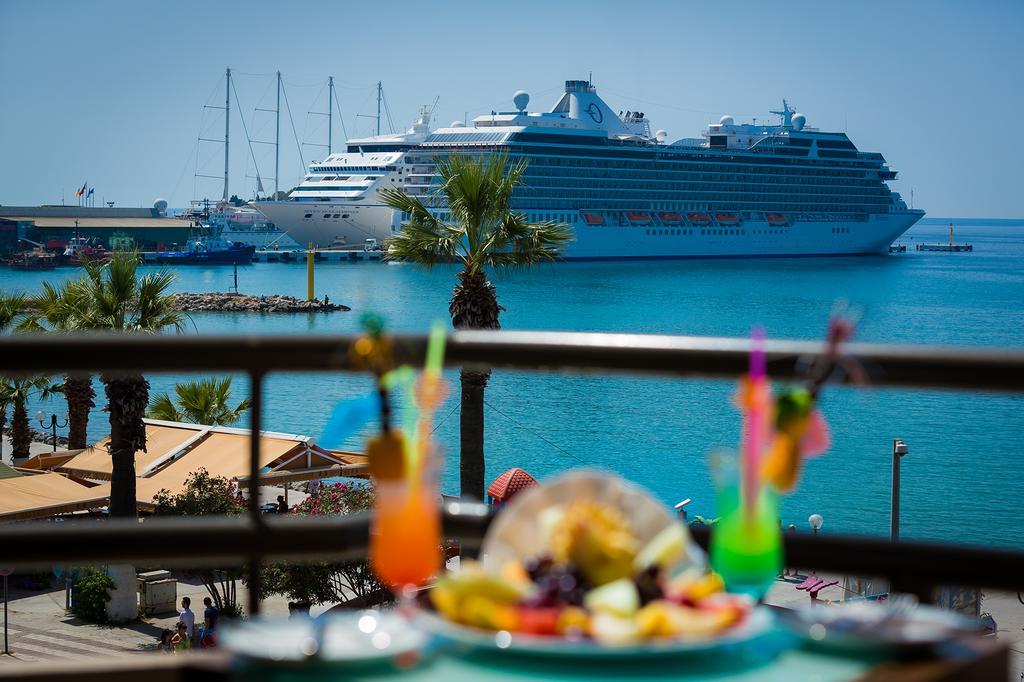 Derici Hotel Kusadasi Luaran gambar